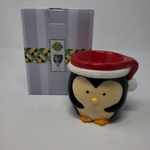 NIB SCENTSY MINI PLUG IN WARMER BABY TUX PENGUIN SANTA HAT HOLIDAY
